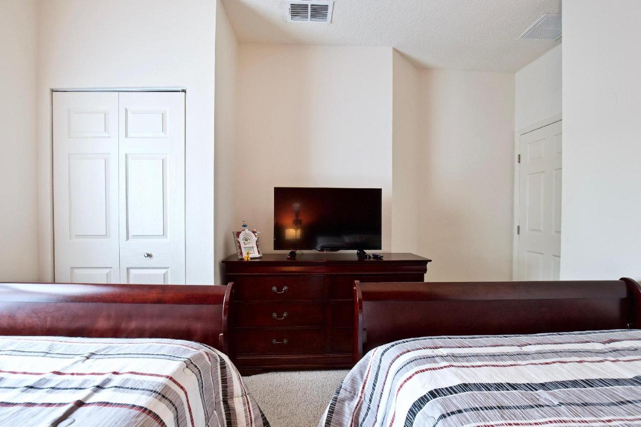 Great And Practical Townhouse In Gated Community, Sleeps 6 10 Min To Disney! Orlando Esterno foto