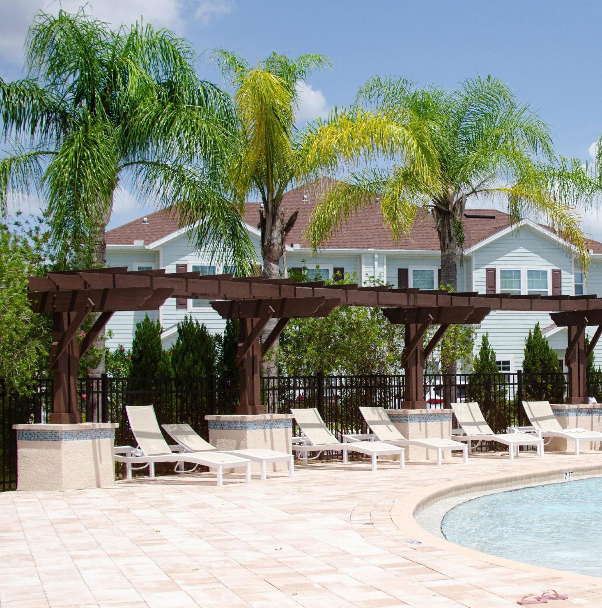 Great And Practical Townhouse In Gated Community, Sleeps 6 10 Min To Disney! Orlando Esterno foto